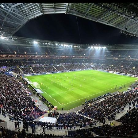 Studio Arena - Groupama Stadium Lyon Meyzieu Exterior photo
